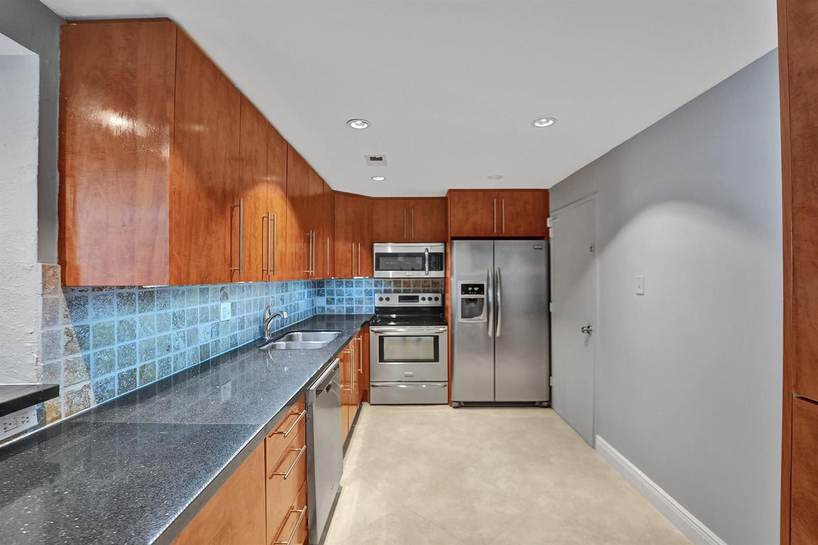 4250 Galt Ocean Drive # 8h, Fort Lauderdale FL 33308 photo 2