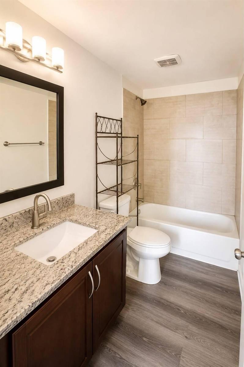 700 NOTTINGHAM Circle, FL 33463 photo 3