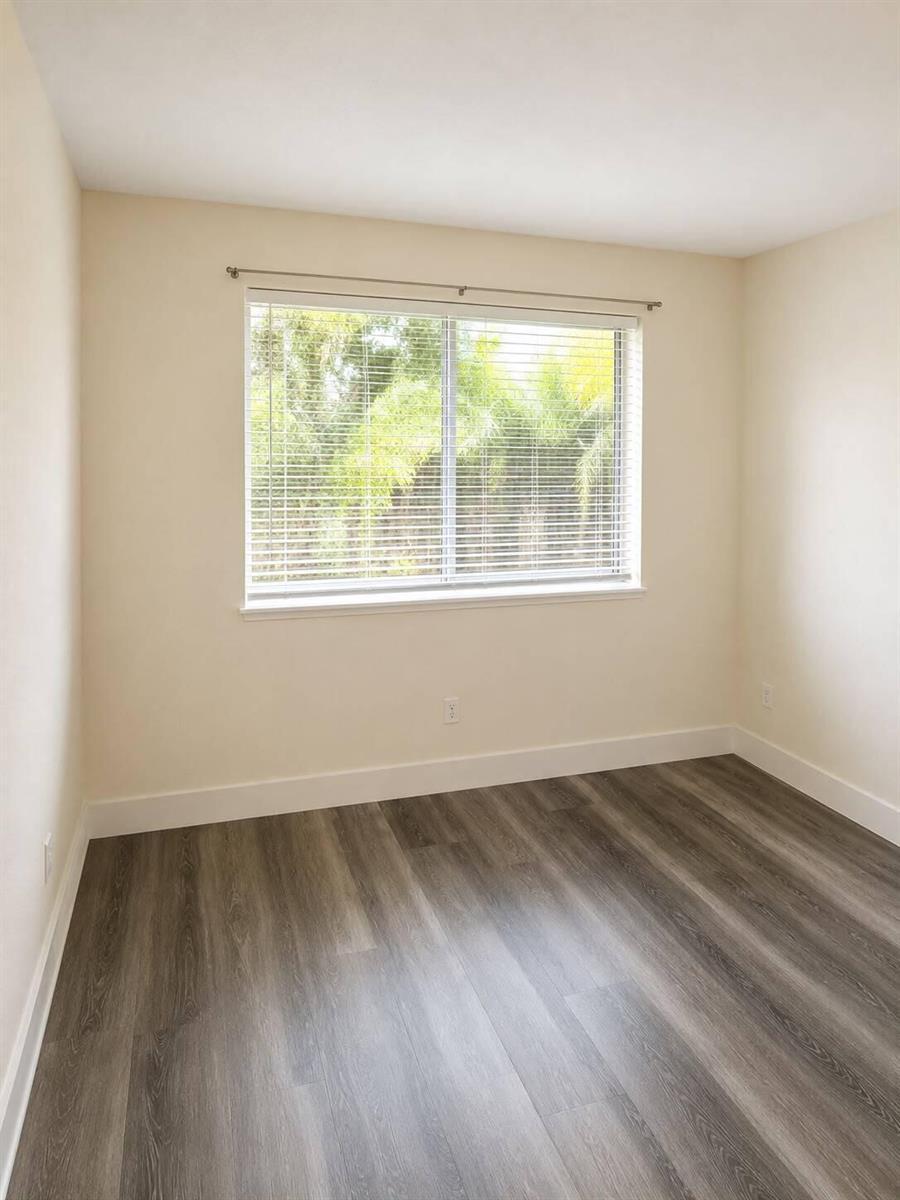 700 NOTTINGHAM Circle, FL 33463