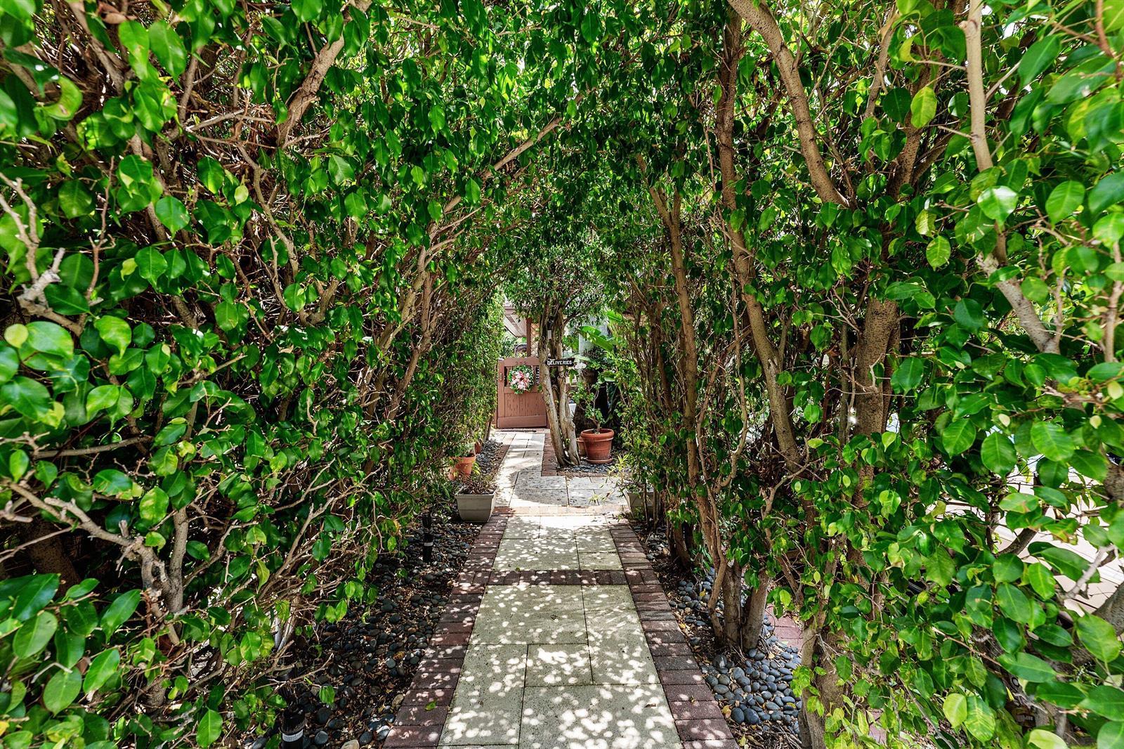 232 Australian Avenue # 3, Palm Beach FL 33480 photo 2