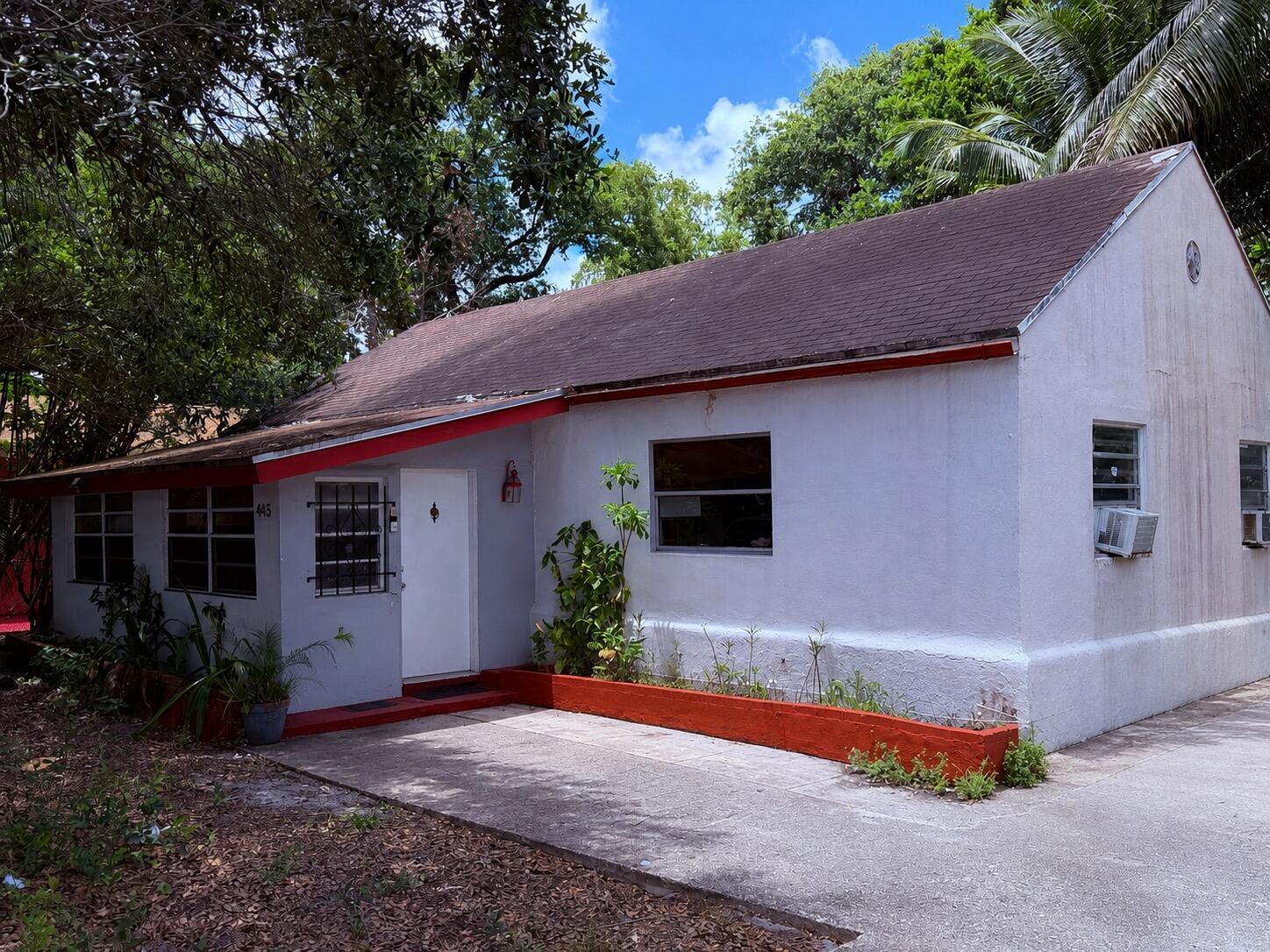 445 NE 163RD Street, Miami FL 33162