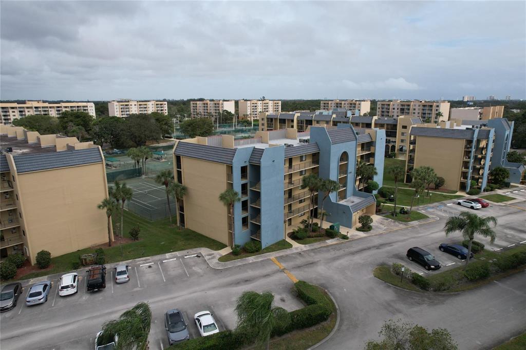 2788 TENNIS CLUB Drive # 101, West Palm Beach FL 33417 photo 2