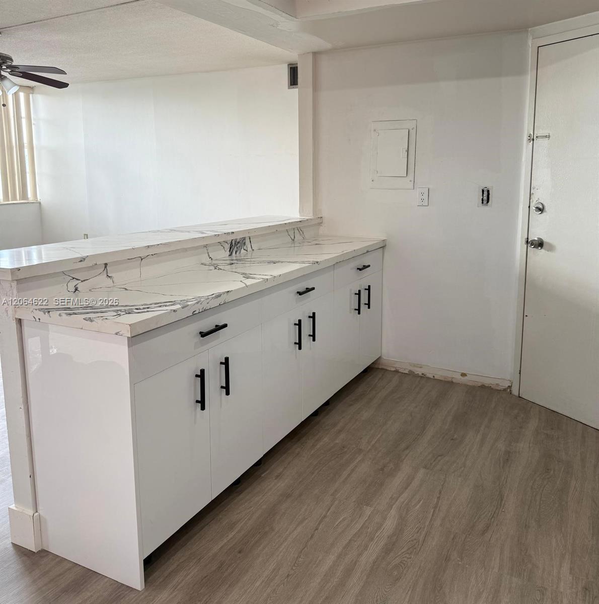 1301 NE Miami Gardens Dr # 326W, Miami FL 33179 photo 5