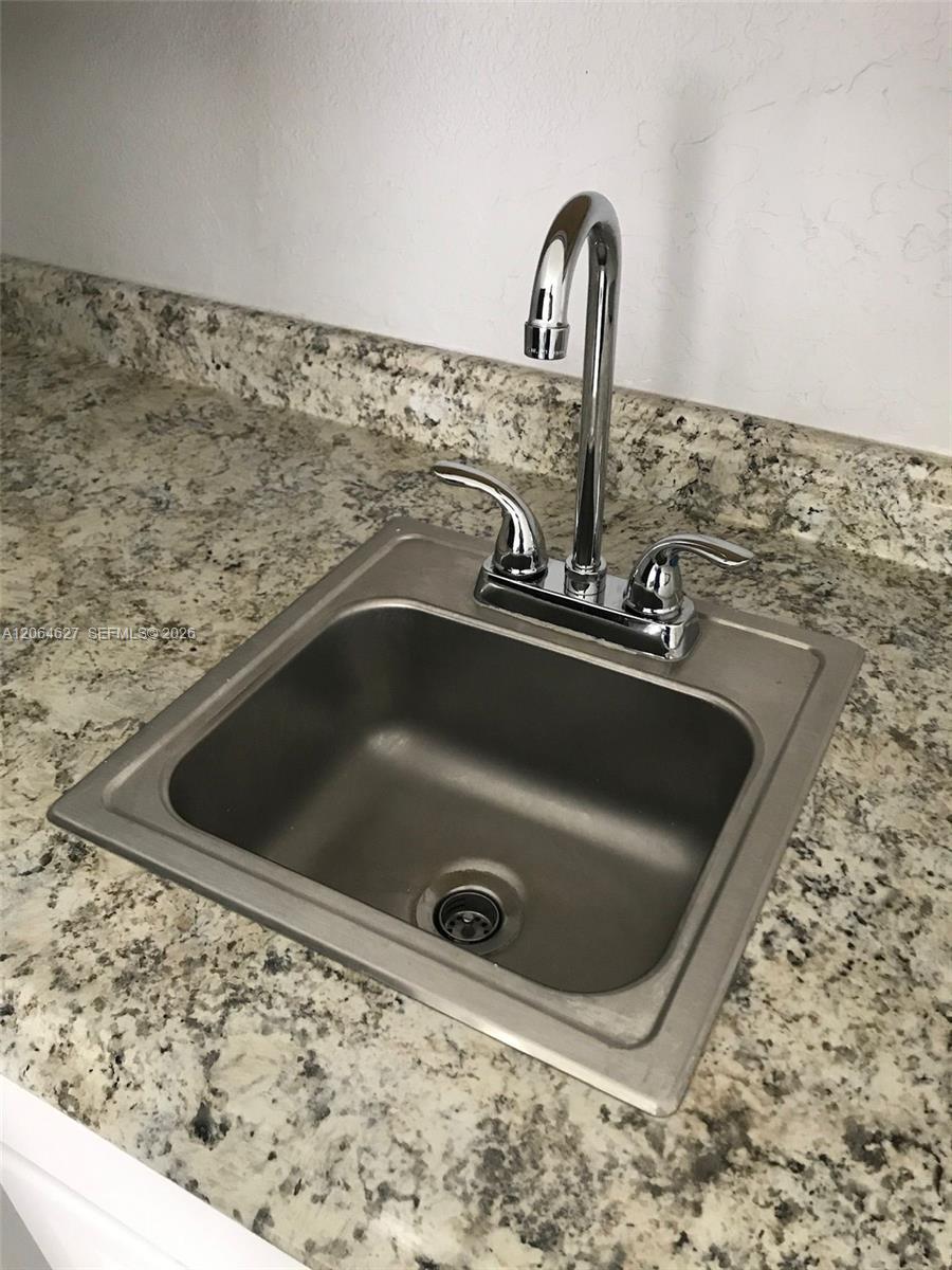 124 Mendoza Ave # 8A, Coral Gables FL 33134 photo 4