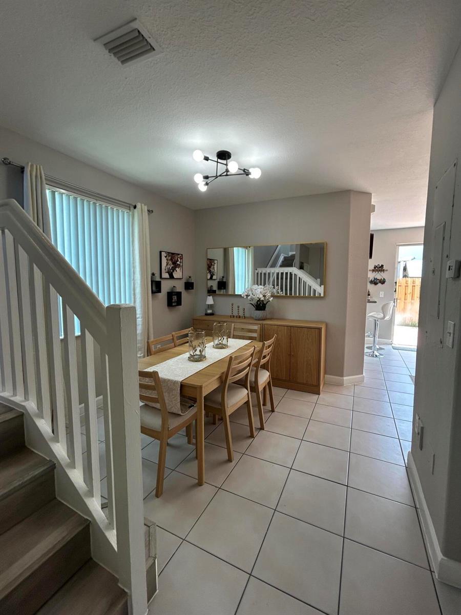 7301 NW 174TH Terrace # 100, Hialeah FL 33015