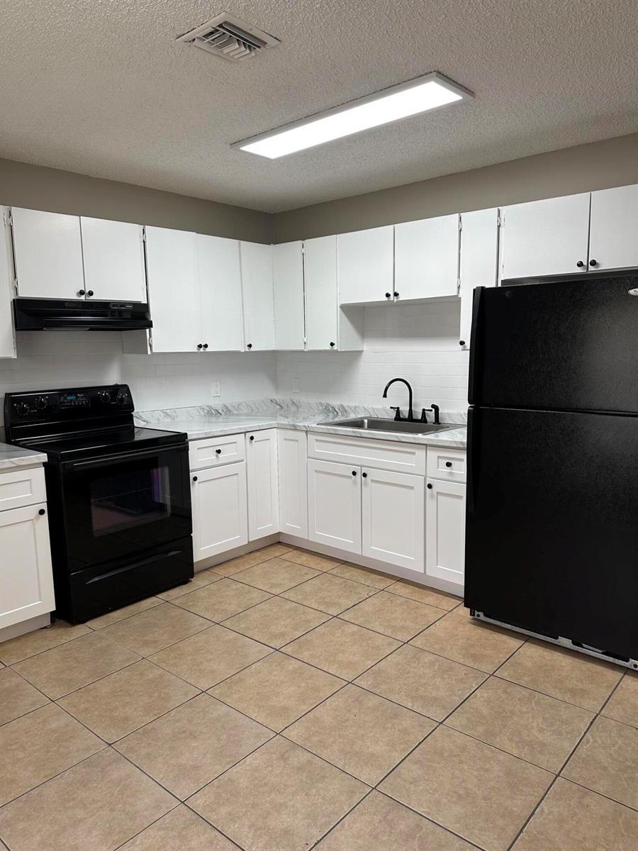 4833 SERAFICA Drive, Lake Worth FL 33461 photo 4