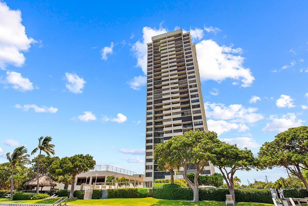 5600 N Flagler Drive # 2202, West Palm Beach FL 33407 photo 2