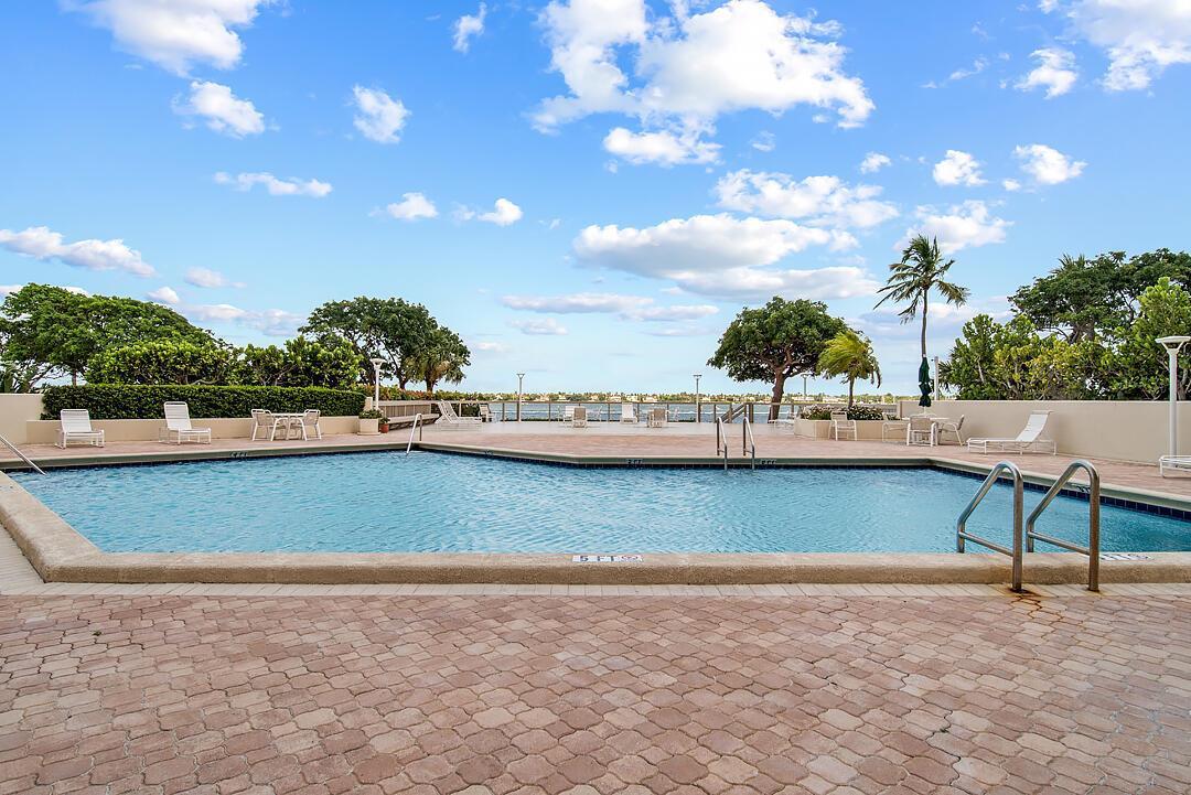 5600 N Flagler Drive # 2202, West Palm Beach FL 33407 photo 4
