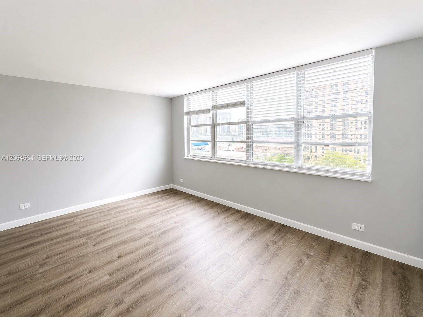 250 174th St # 510, Sunny Isles Beach FL 33160 photo 3