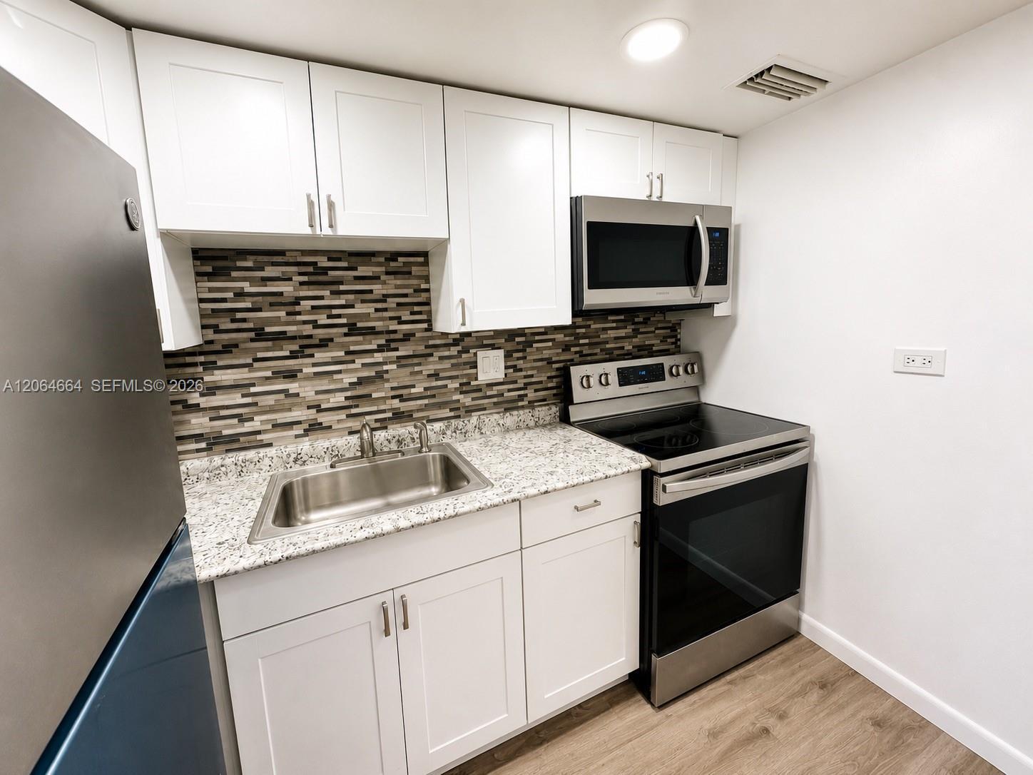 250 174th St # 510, Sunny Isles Beach FL 33160 photo 5