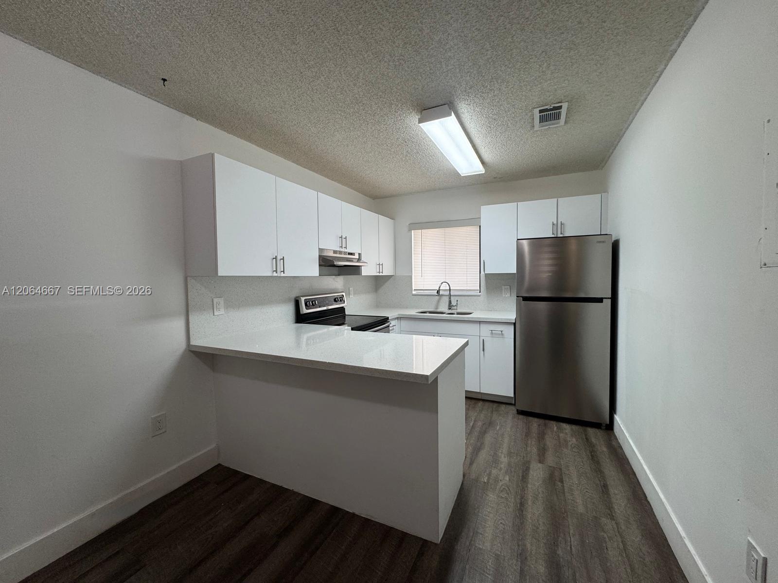 6375 W 22nd Ct # 204, Hialeah FL 33016 photo 2