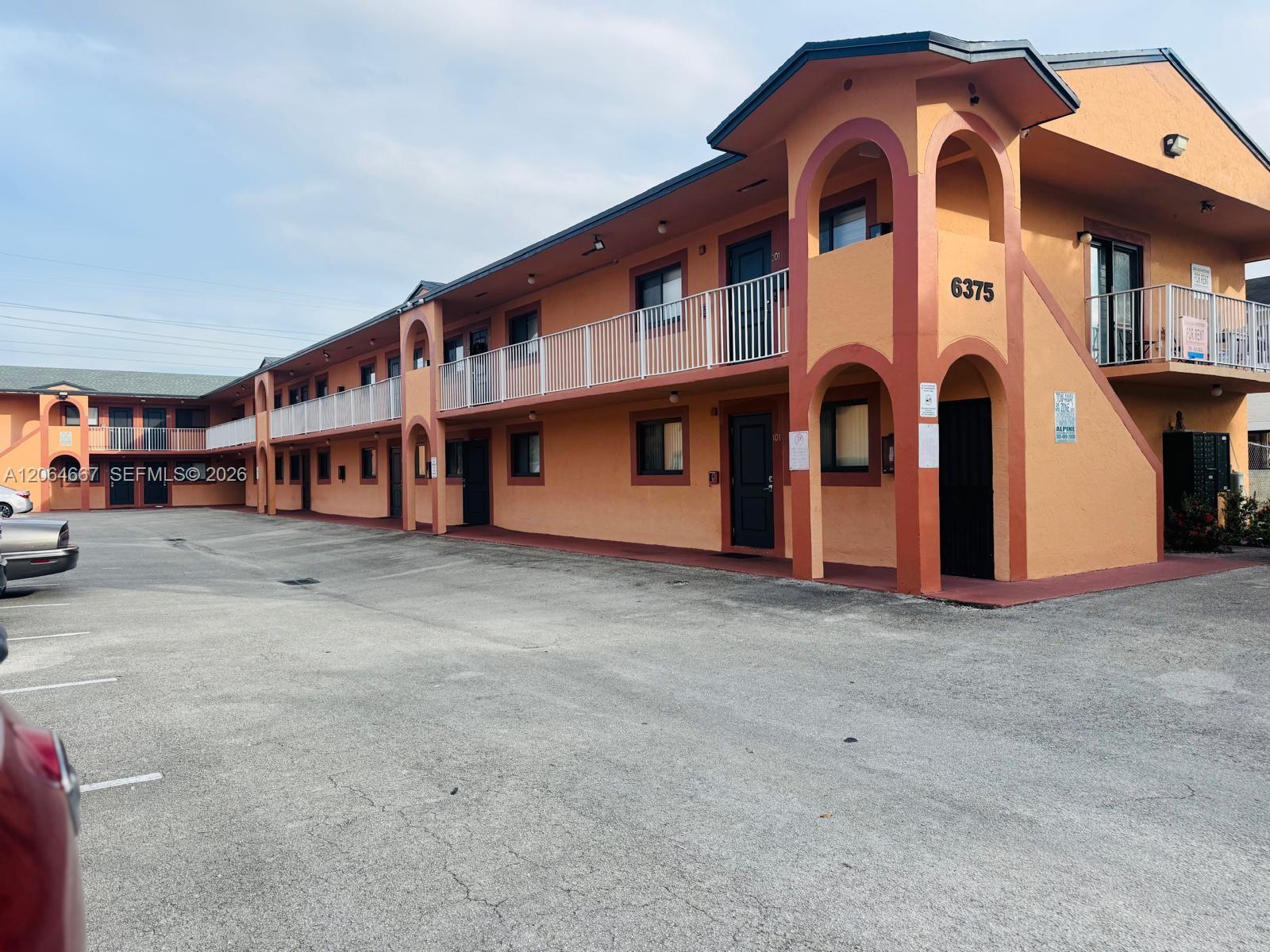 6375 W 22nd Ct # 204, Hialeah FL 33016