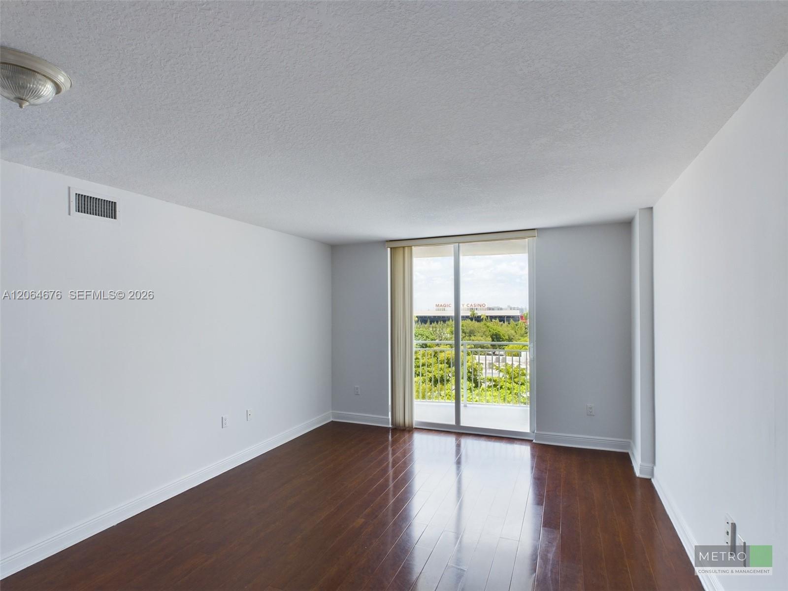 60 NW 37th Ave # 603, Miami FL 33125 photo 4