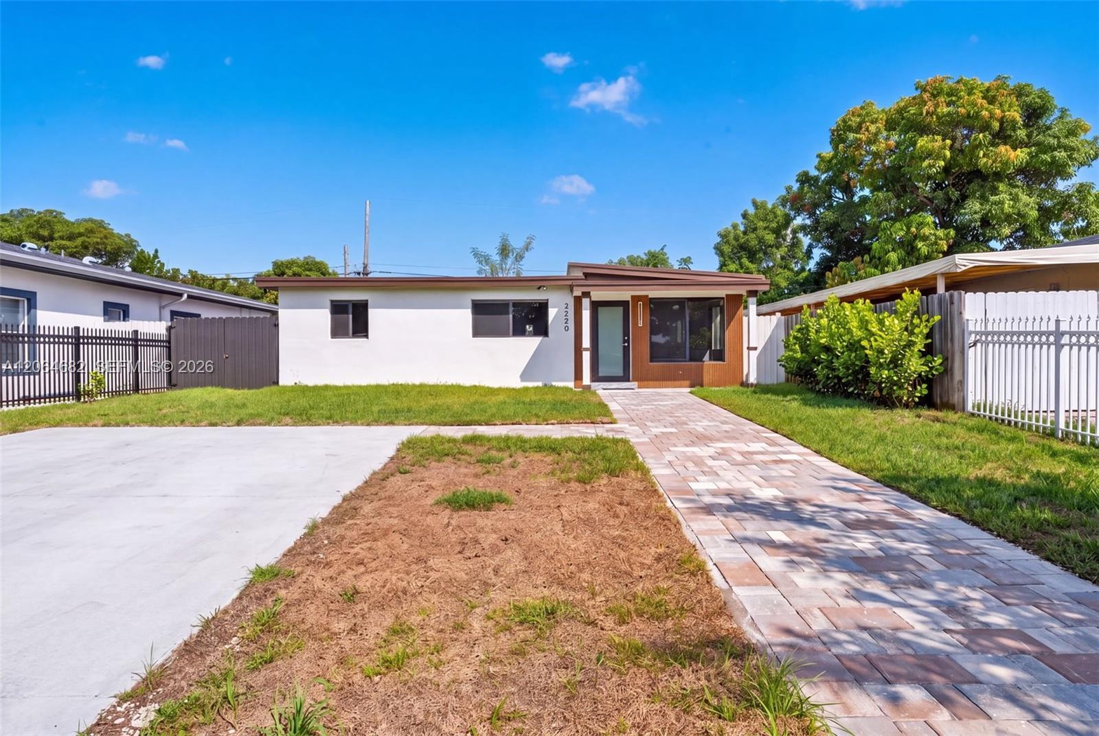 3620 SW 58th Ave, West Park FL 33023 photo 2