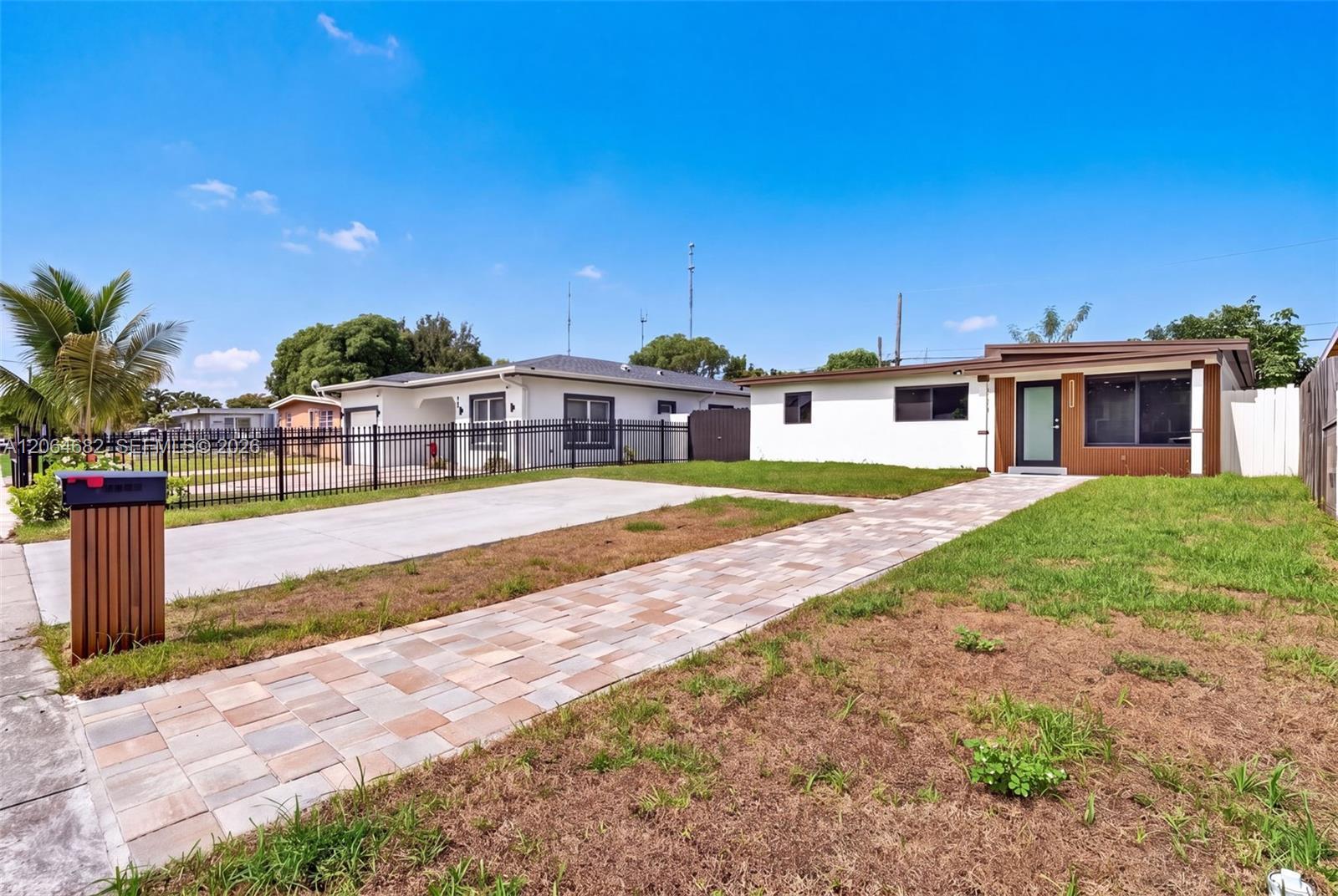 3620 SW 58th Ave, West Park FL 33023 photo 3