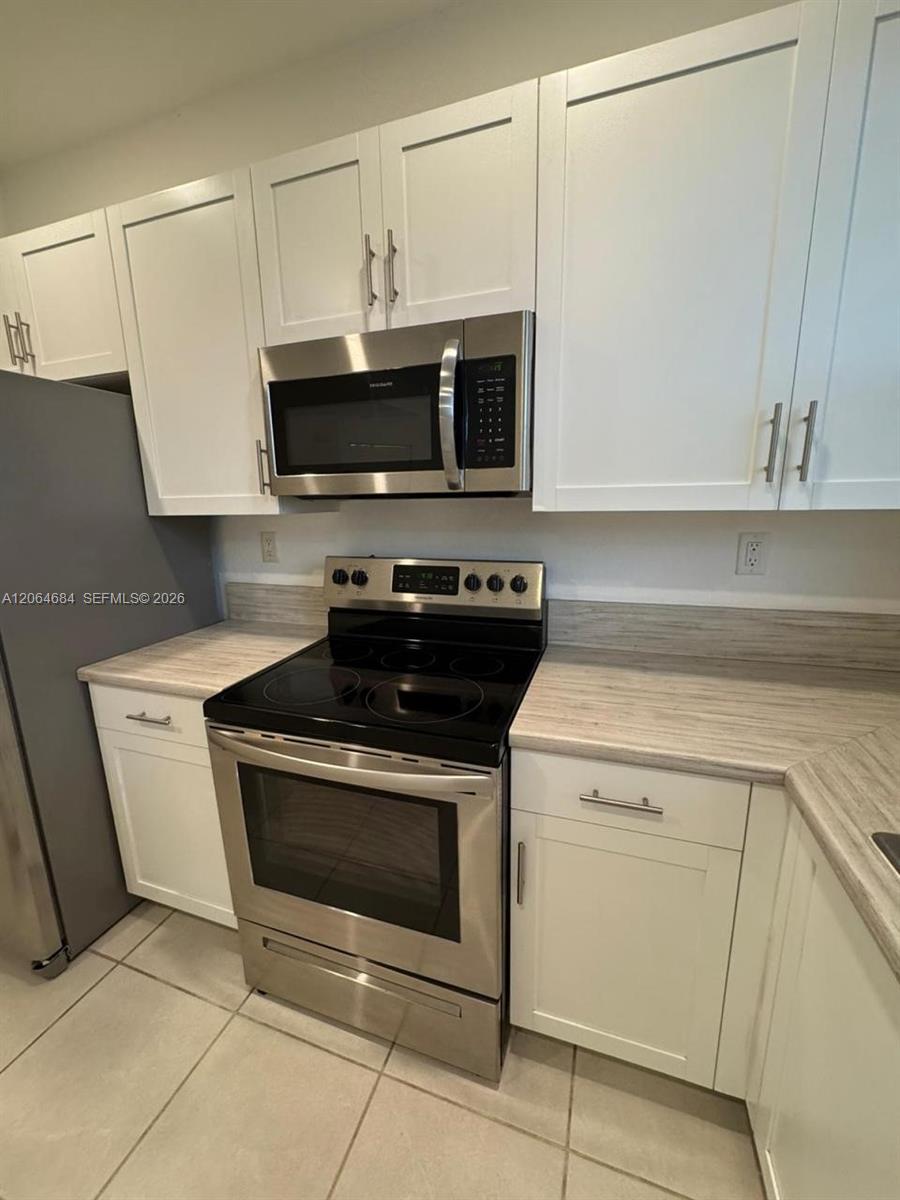 768 NE 206th Ter # 768, Miami FL 33179 photo 5
