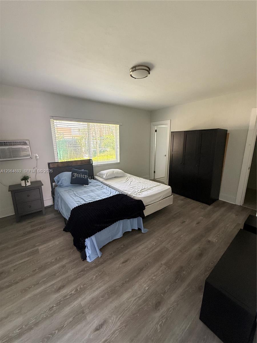 345 85th St # 1, Miami Beach FL 33141 photo 2