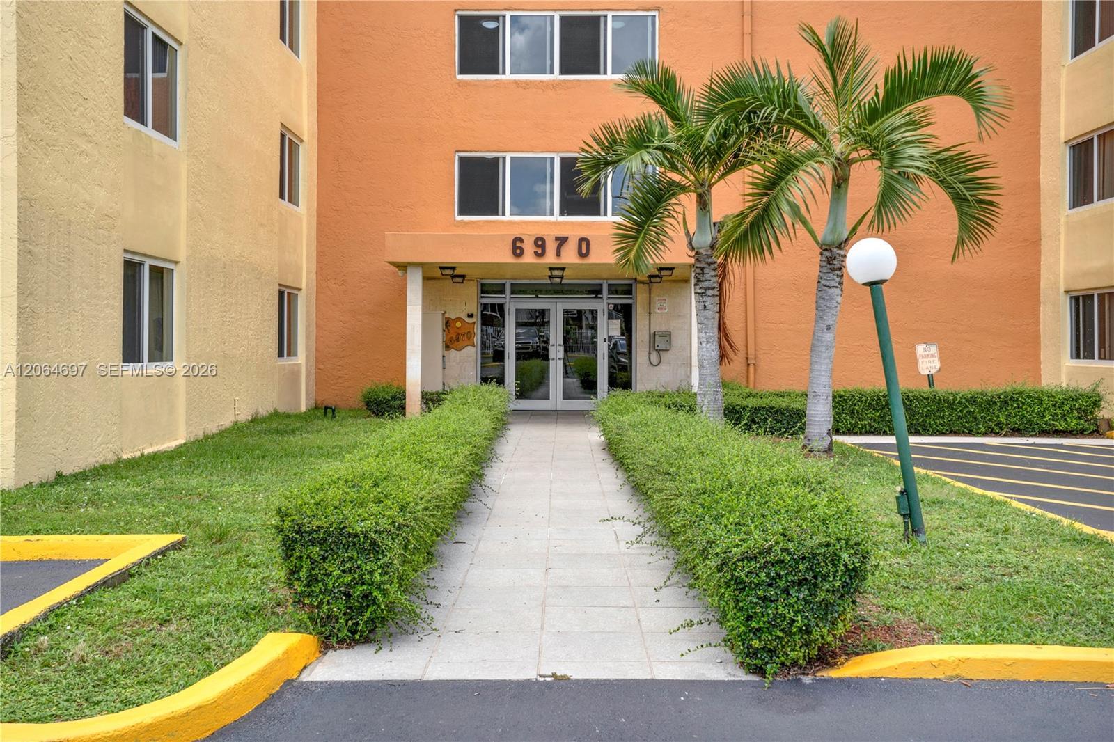 6970 NW 186th St # 409A, Hialeah FL 33015 photo 2