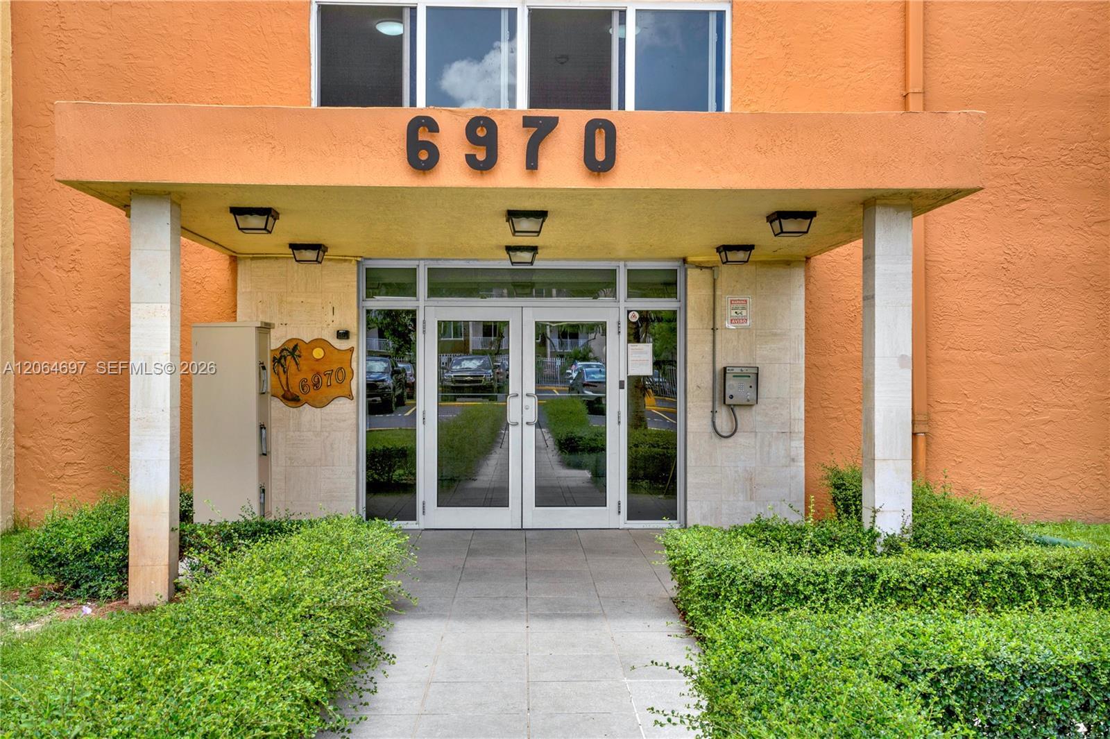 6970 NW 186th St # 409A, Hialeah FL 33015