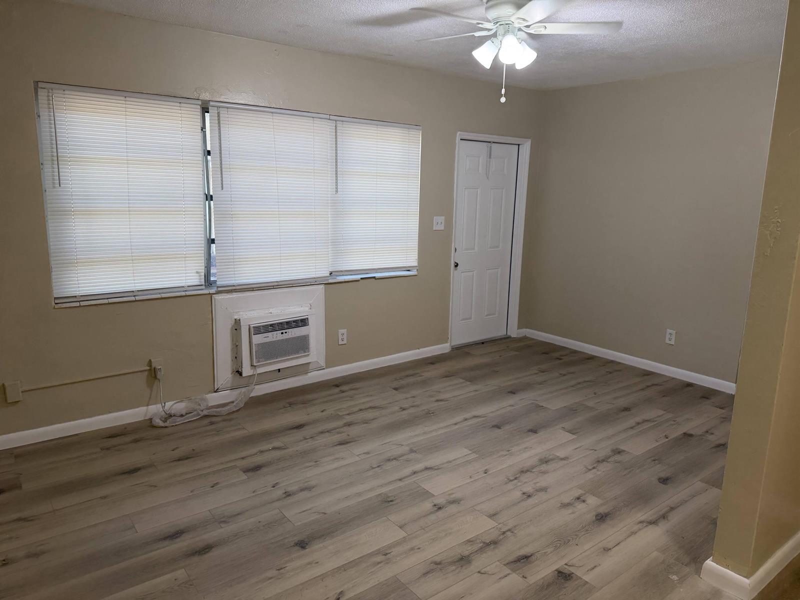 1004 NW 2nd Street # 2, Fort Lauderdale FL 33311 photo 5