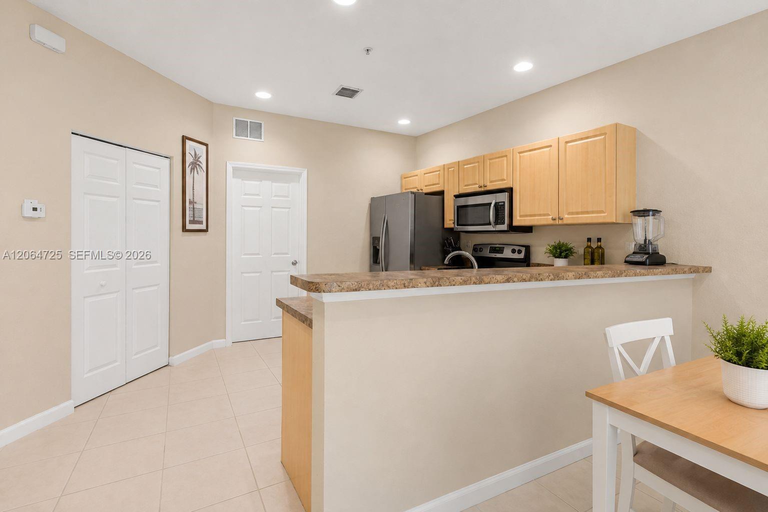 1993 Marsh Harbor Dr, Riviera Beach FL 33404 photo 2