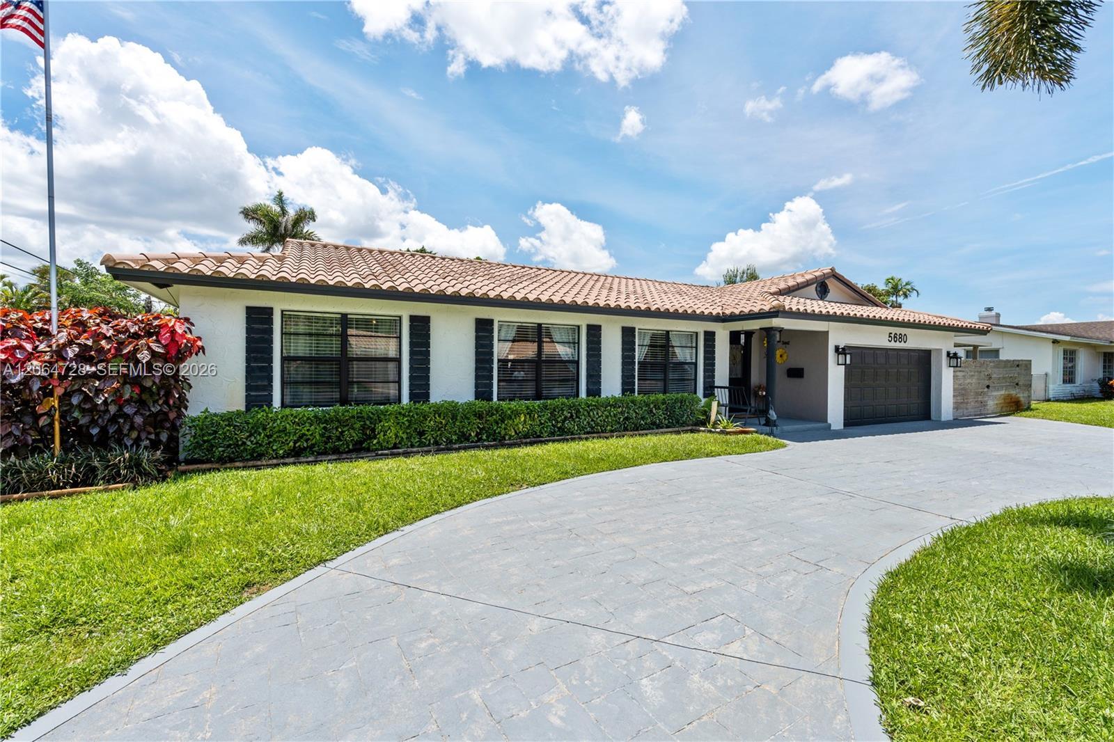 5680 SW 9th St, Plantation FL 33317 photo 4