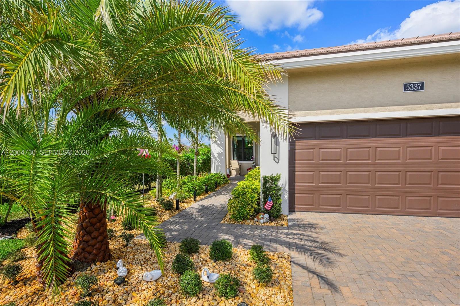 5337 Santa Rosa Ln, Westlake FL 33470 photo 3