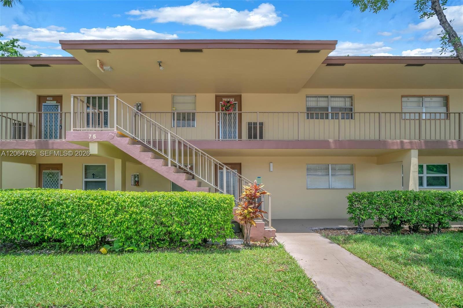 301 NW 76th Ave # 102, Margate FL 33063