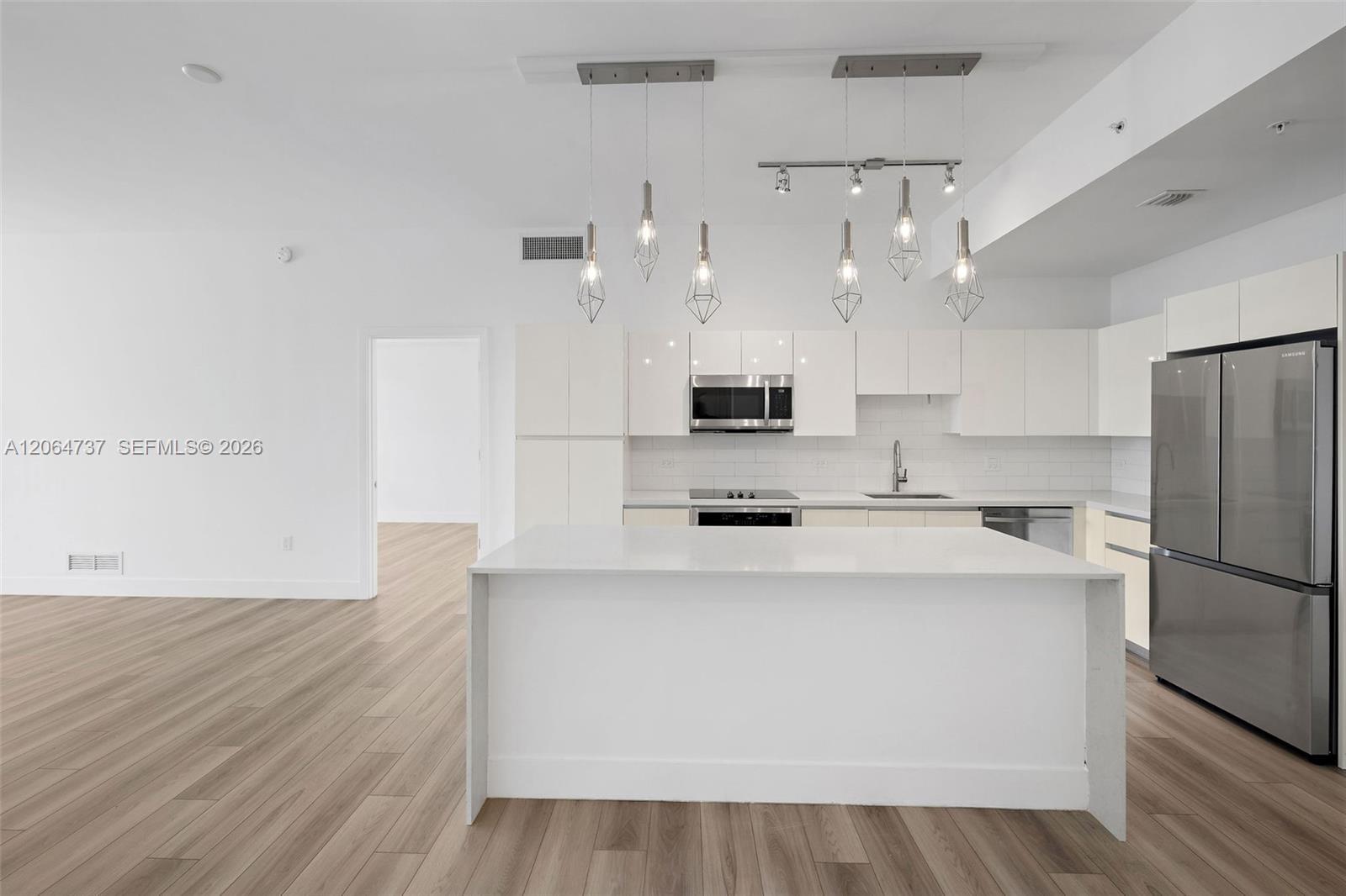 101 Diplomat Pkwy # 1909, Hallandale Beach FL 33009 photo 5