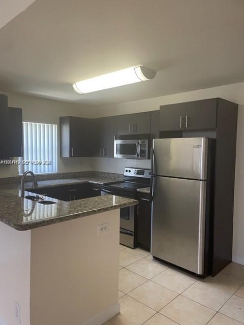4058 NW 87th Ave # 4058, Sunrise FL 33351 photo 2