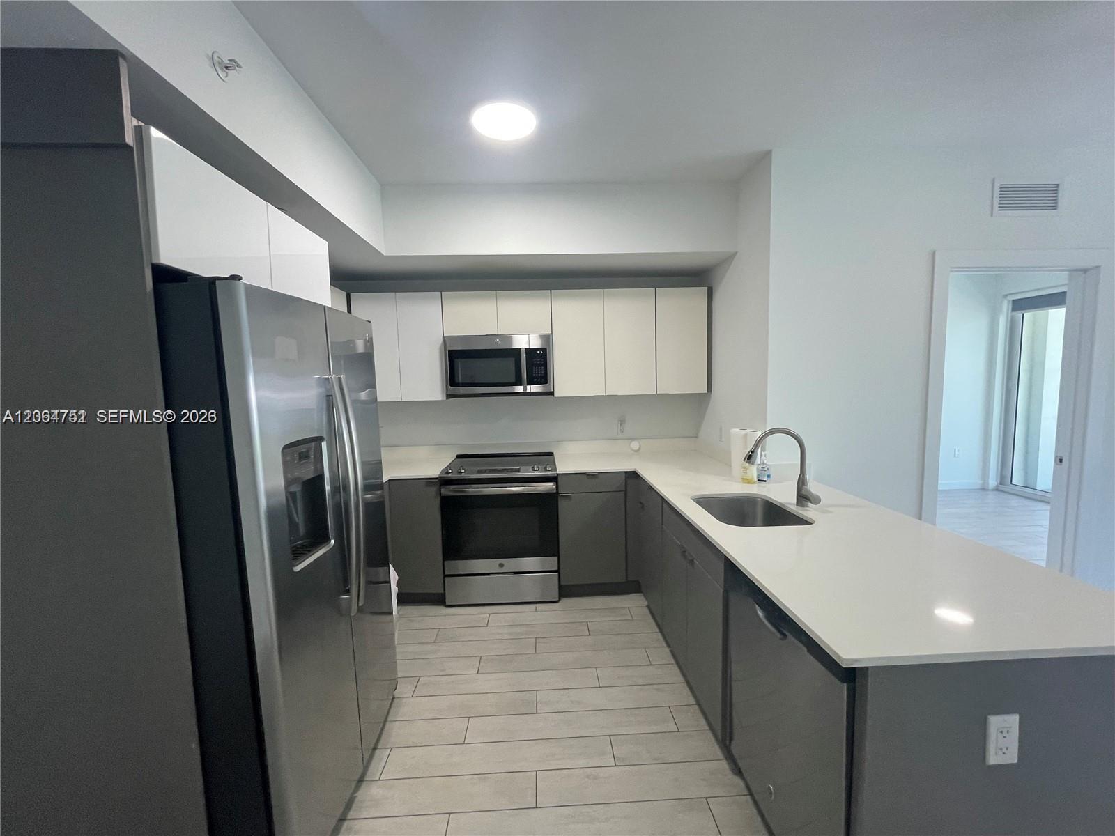 321 NE 26th St # 512, Miami FL 33137 photo 3