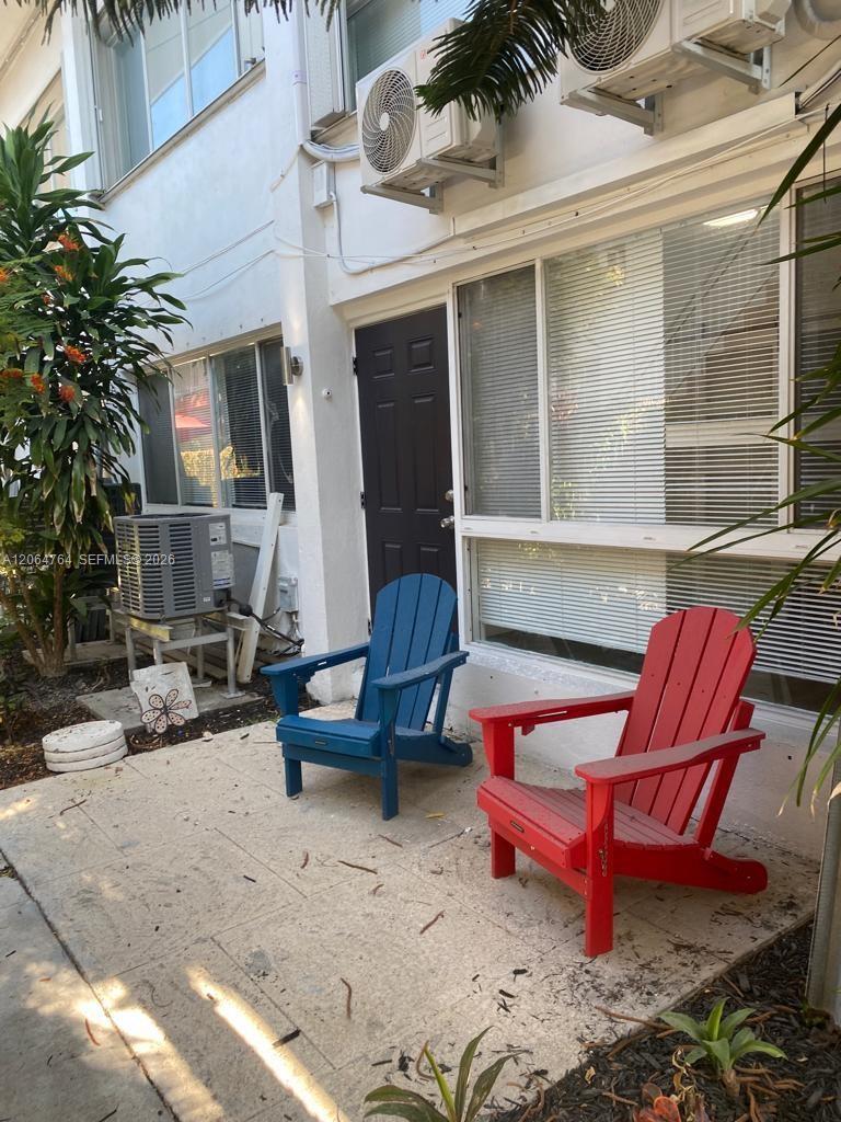 7435 Byron Ave # 5, Miami Beach FL 33141