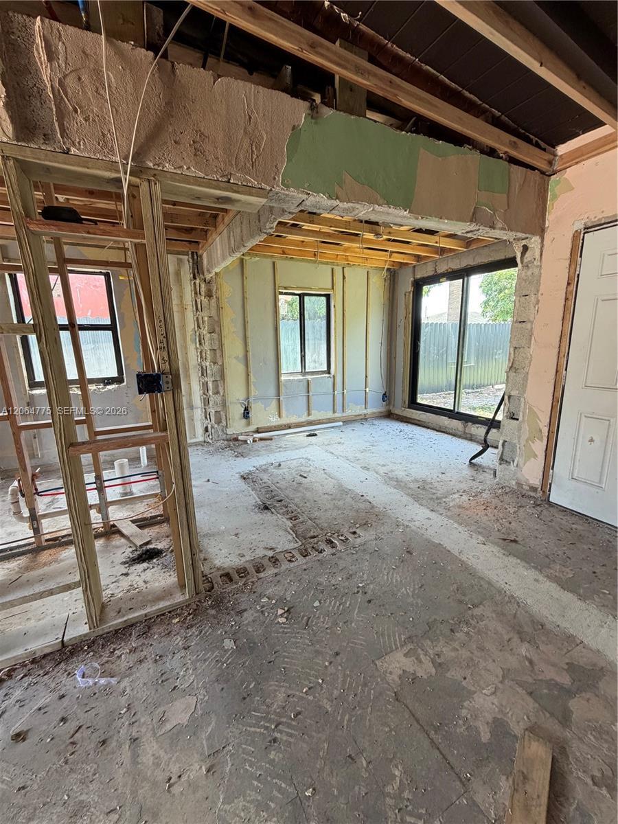 2732 NW 5th St, Pompano Beach FL 33069 photo 4