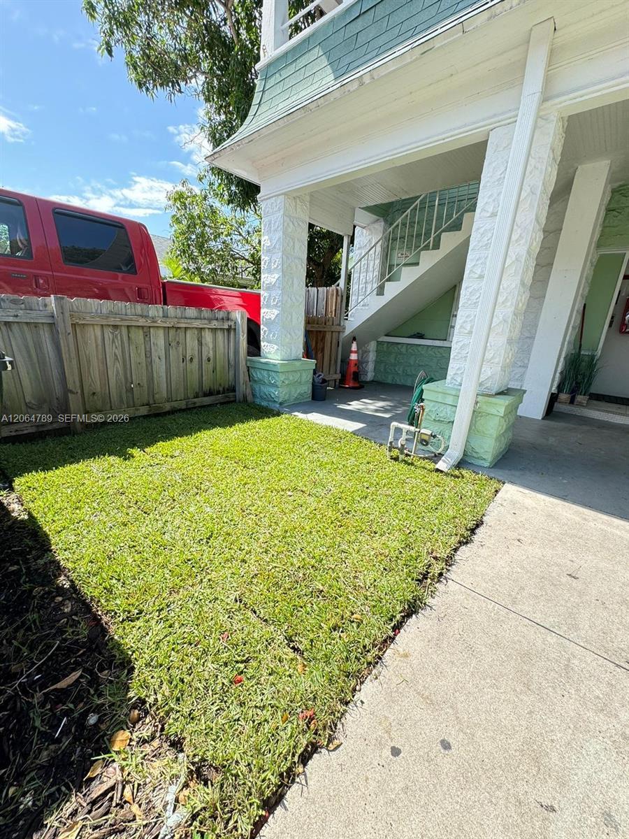 605 S J St # 2, Lake Worth FL 33460 photo 2