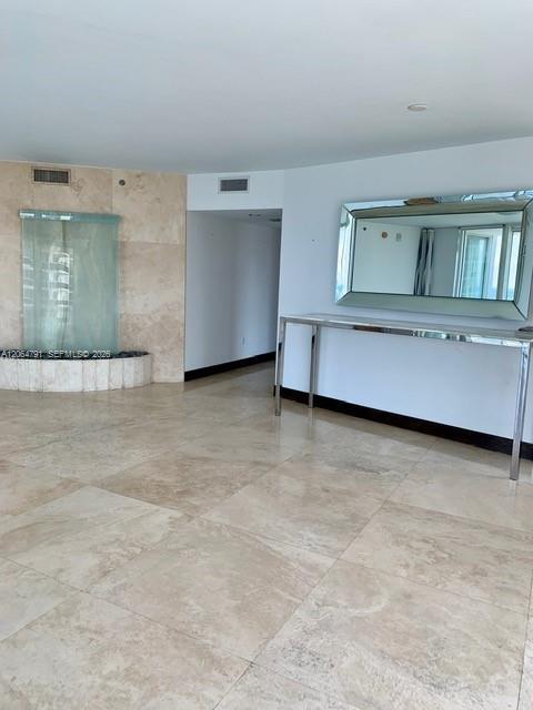 450 Alton Rd # 2207, Miami Beach FL 33139 photo 3