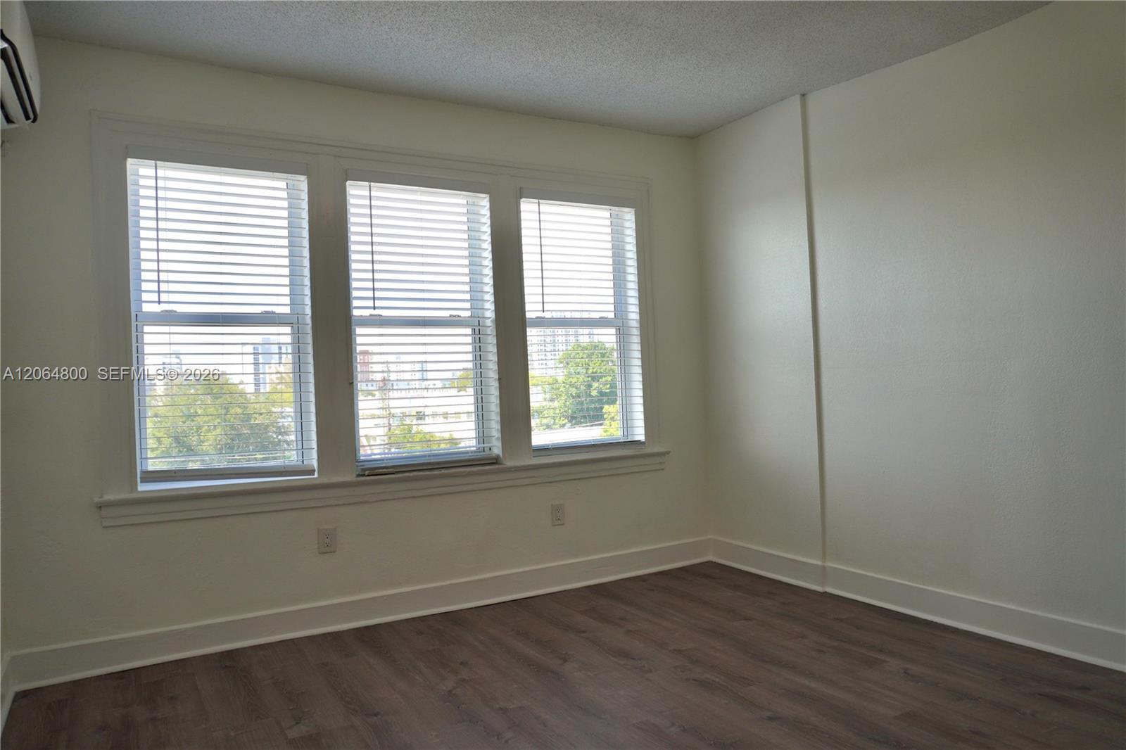 501 SW 6th Ct # 214, Miami FL 33130 photo 5