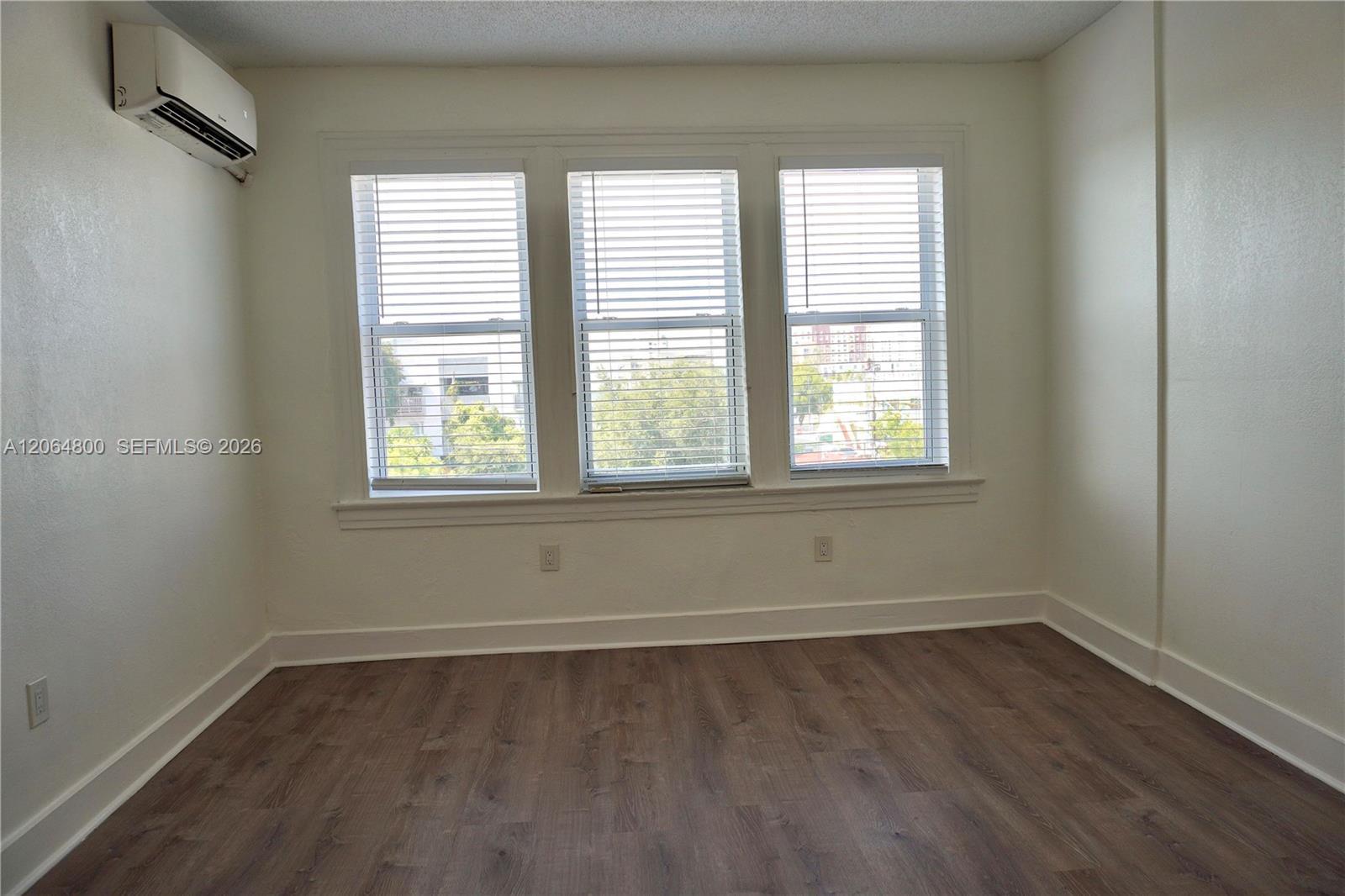 501 SW 6th Ct # 214, Miami FL 33130 photo 4