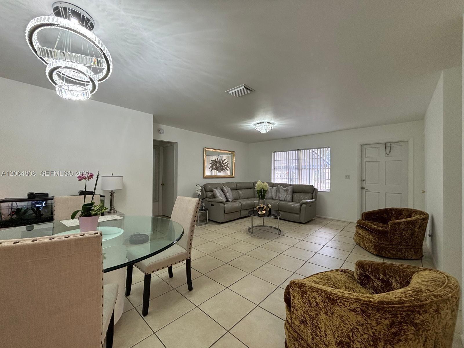 2581 NW 47th Ave, Lauderhill FL 33313 photo 4