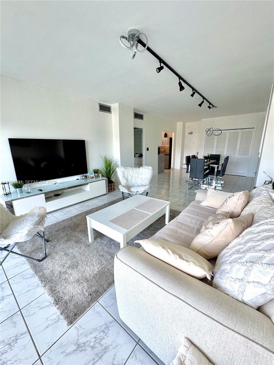 300 Bayview Dr # 1603, Sunny Isles Beach FL 33160 photo 2