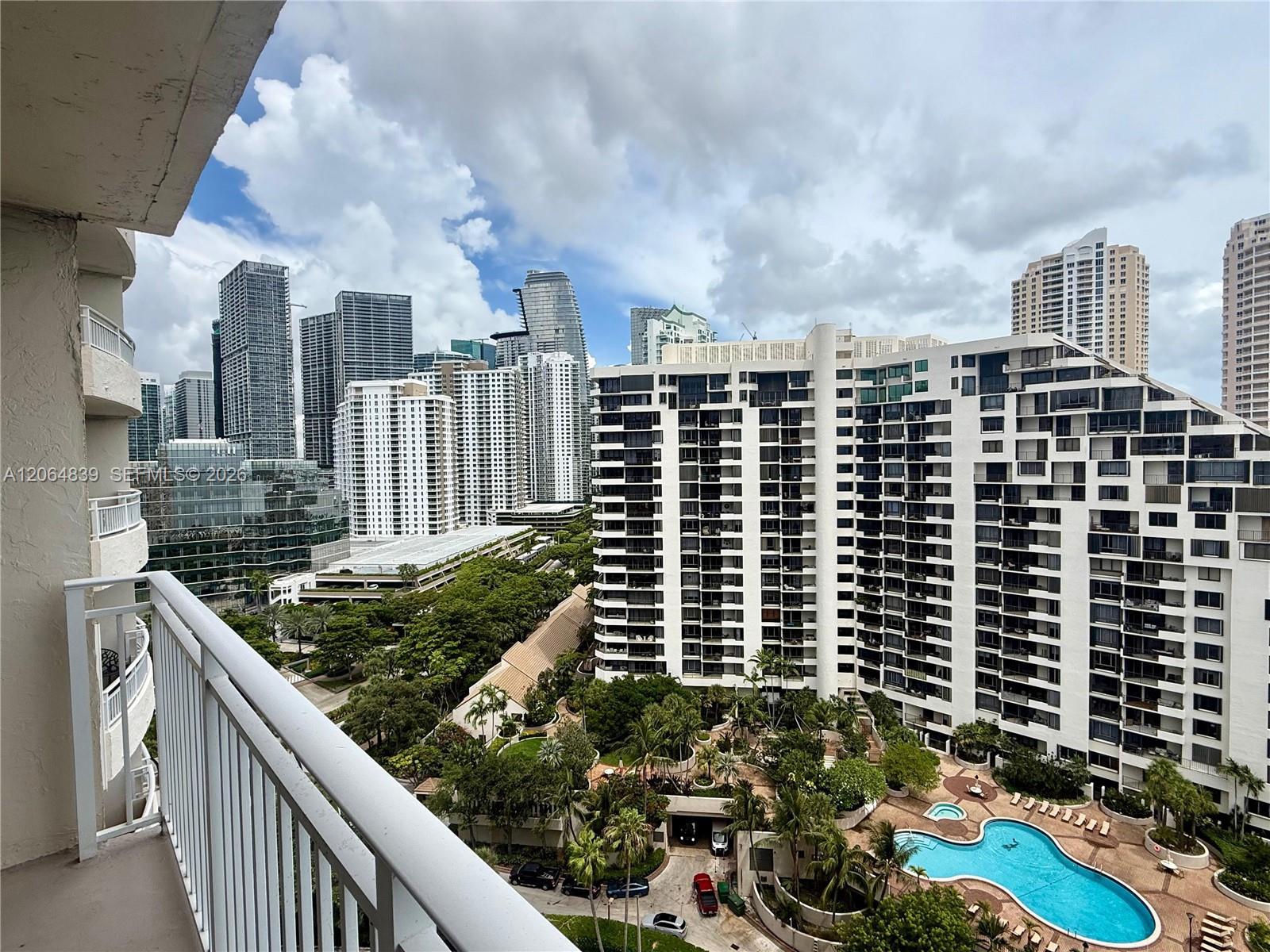 770 Claughton Island Dr # 1911, Miami FL 33131 photo 2