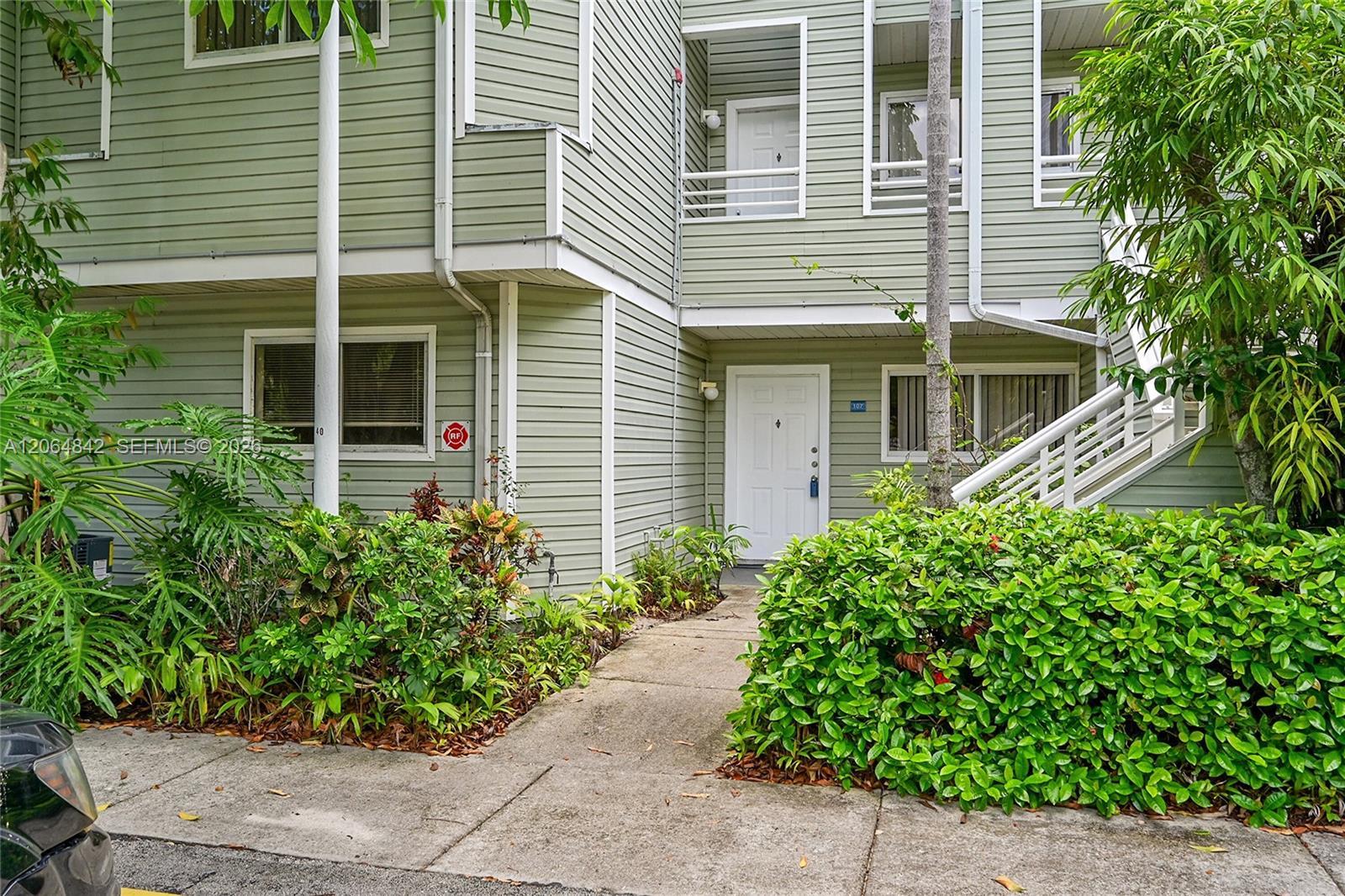 3453 NW 44th St # 107, Oakland Park FL 33309