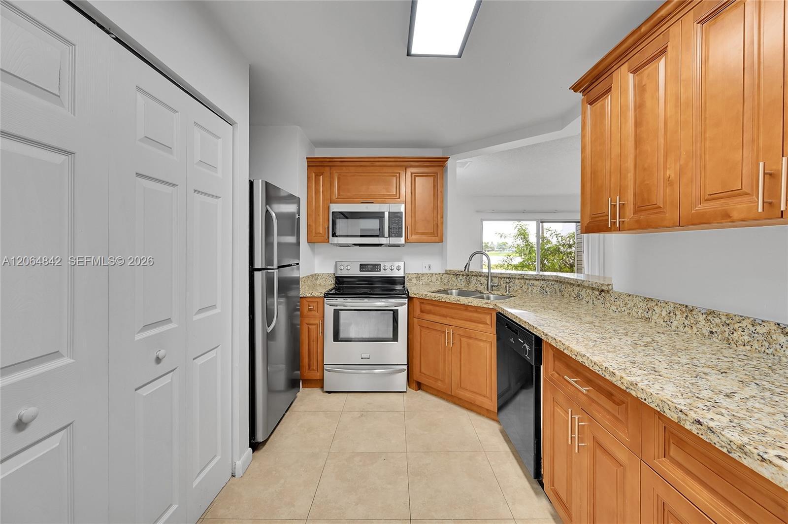 3453 NW 44th St # 107, Oakland Park FL 33309 photo 4