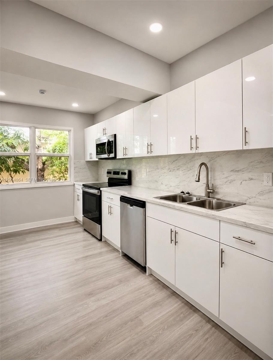 3540 NW 38th Ter, Lauderdale Lakes FL 33309 photo 5