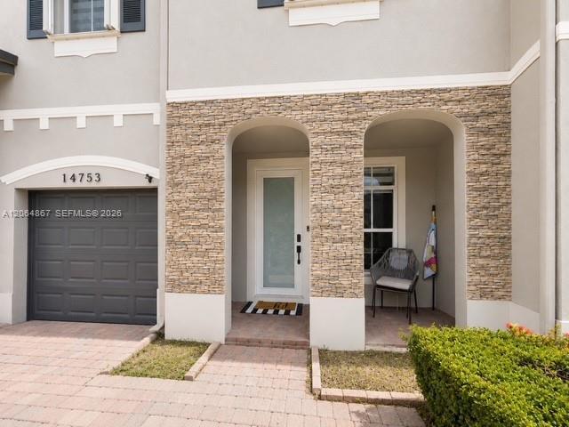 14753 SW 25th St, Miami FL 33185 photo 2