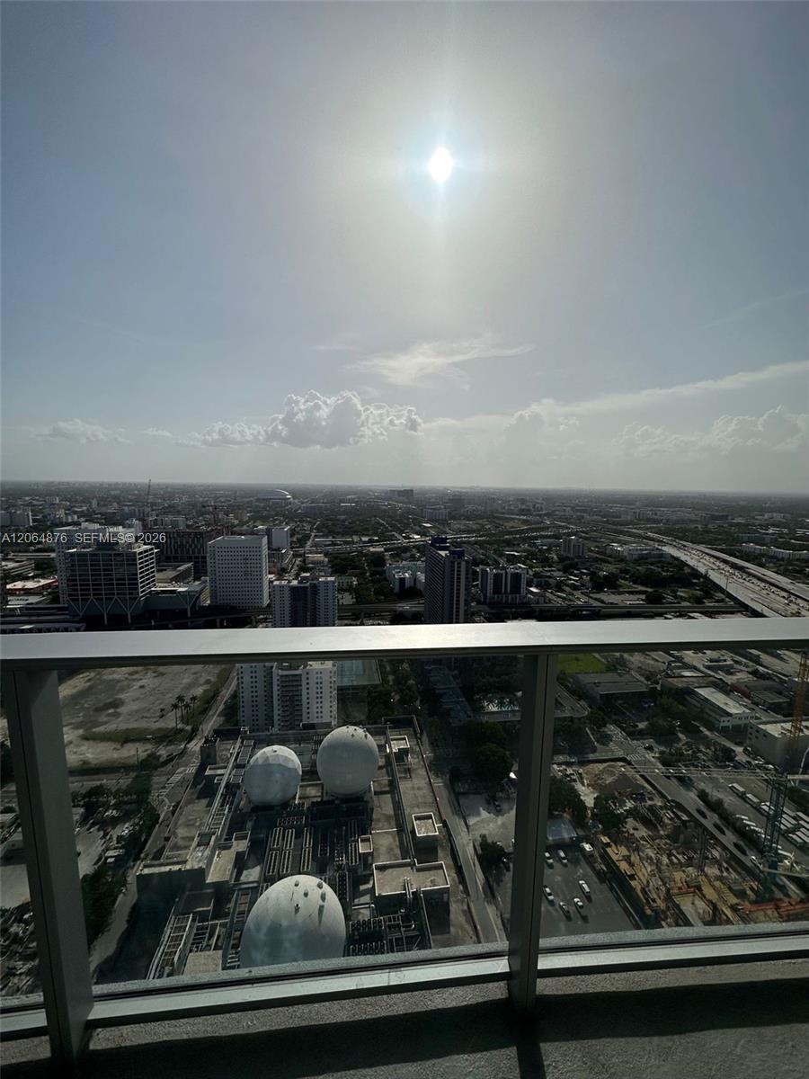 851 NE 1st Ave # 4006, Miami FL 33132 photo 4