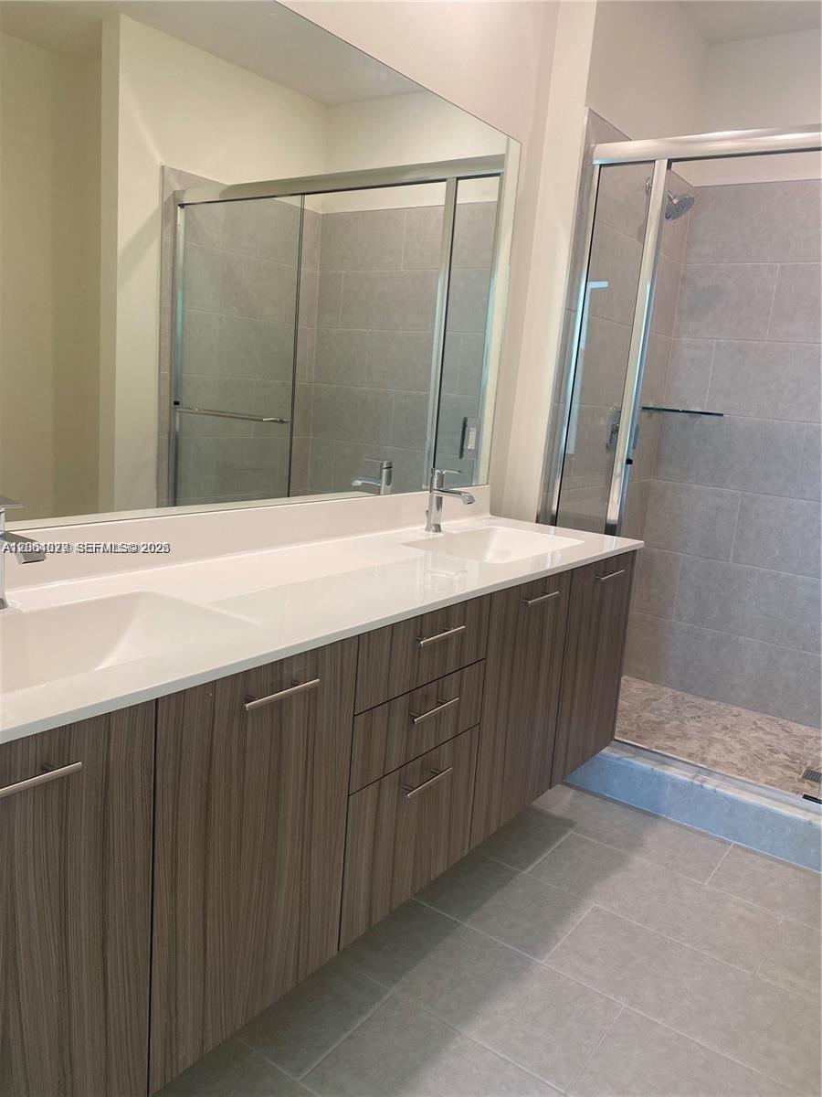 8201 NW 41st St # 202, Doral FL 33166 photo 4