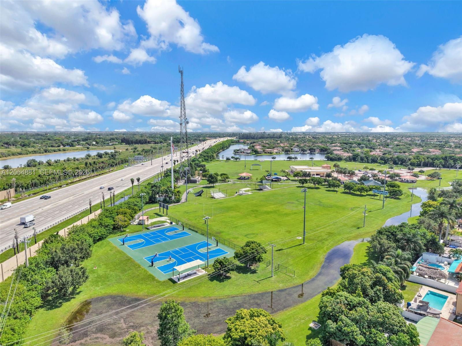20027 NW 85th Ave, Hialeah FL 33015