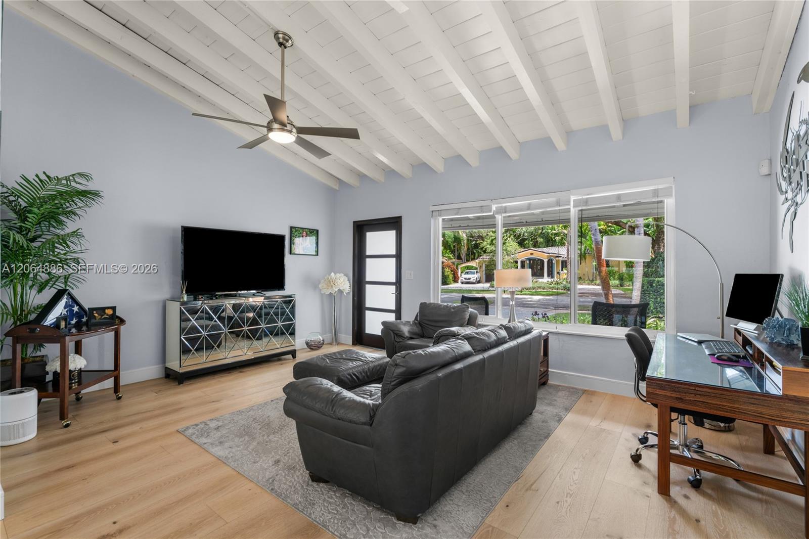 810 Venetia Ave, Coral Gables FL 33134 photo 4