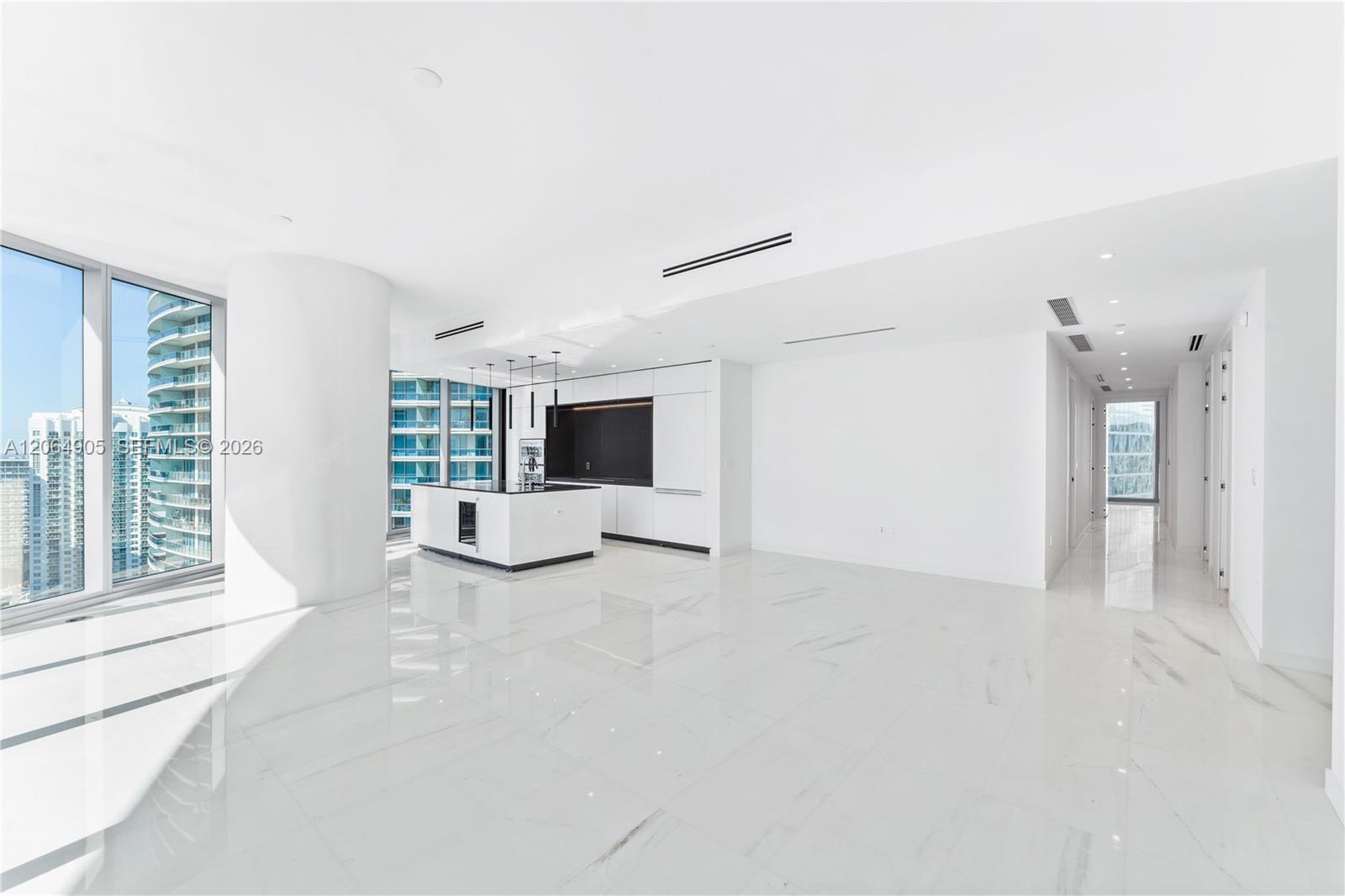 300 Biscayne Blvd Way # 3507, Miami FL 33131 photo 3