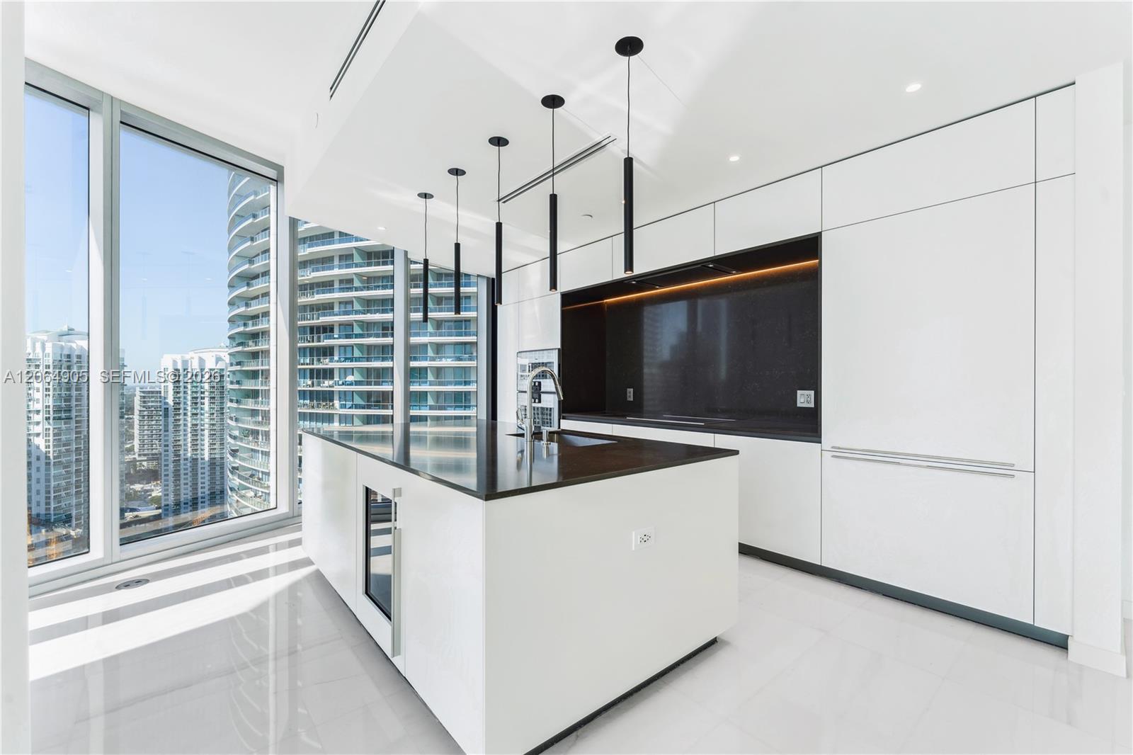 300 Biscayne Blvd Way # 3507, Miami FL 33131 photo 5